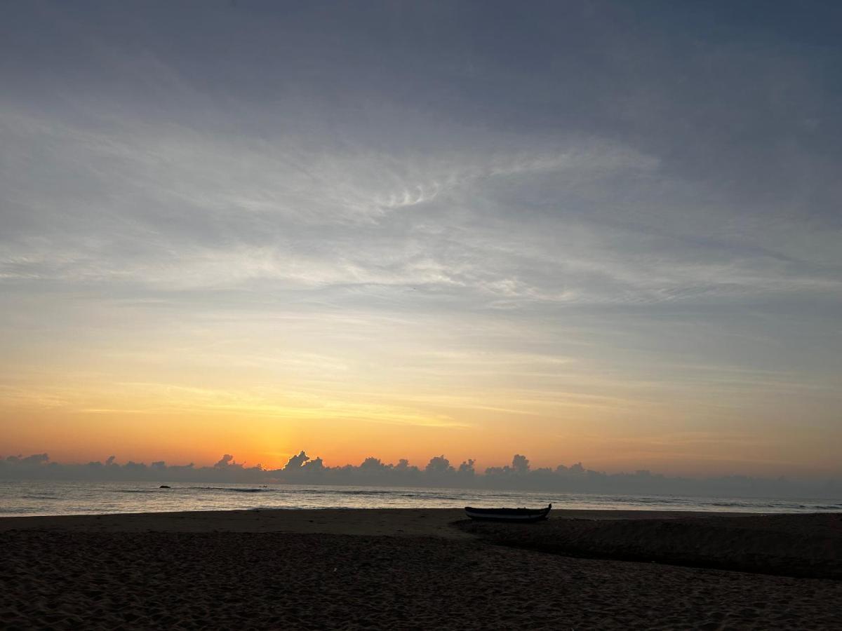 108 Palms Beach Resort ตรินโคมาลี ภายนอก รูปภาพ