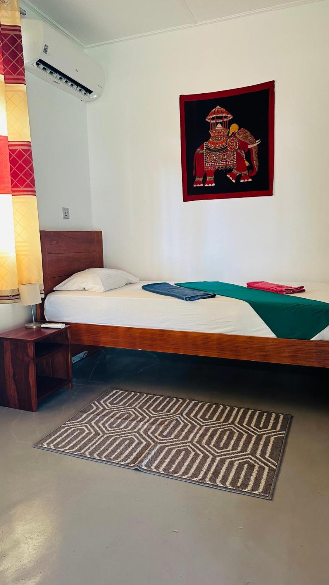 108 Palms Beach Resort ตรินโคมาลี ภายนอก รูปภาพ